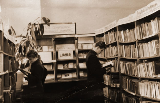 Купим дичь. Задорого. Как проводят закупку книг в президентскую библиотеку